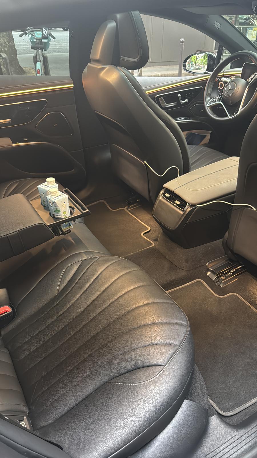 Mercedes EQS, intérieur arrière